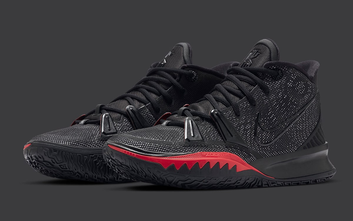 Nike Kyrie 7