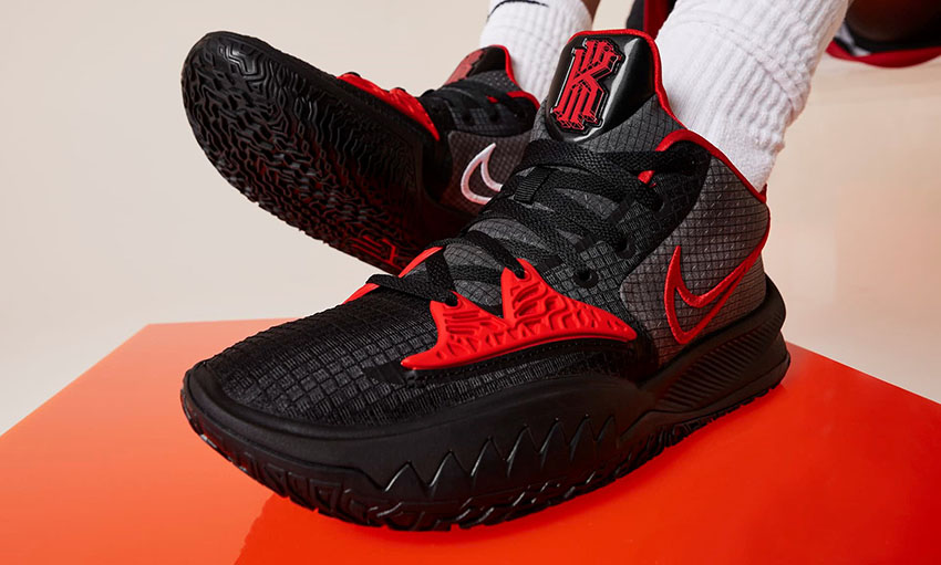 Kyrie 4 bred hotsell