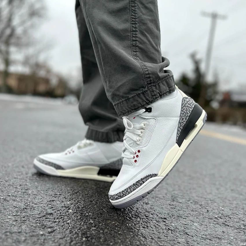 Air Jordan 3 Retro