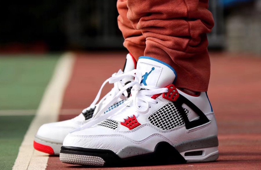 Air Jordan 4 Retro