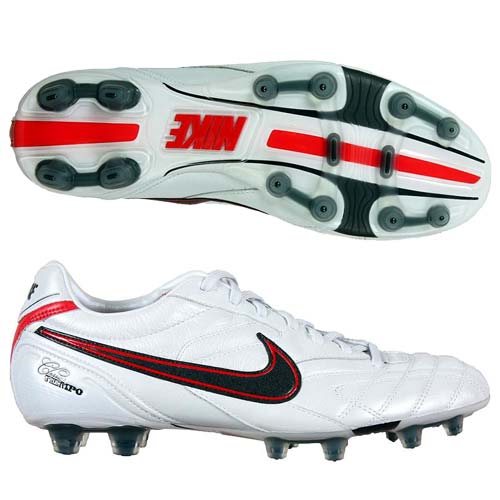 Бутсы Nike Tiempo Classic FG Lite 