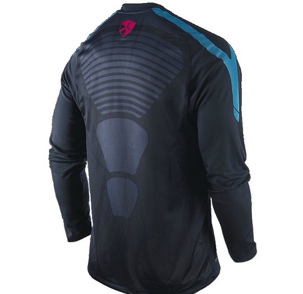 Купить Лонгслив Barselona Nike FCB CS LS TRNG TOP | 383483-472 в Москве или заказать доставку на Slamdunk.su