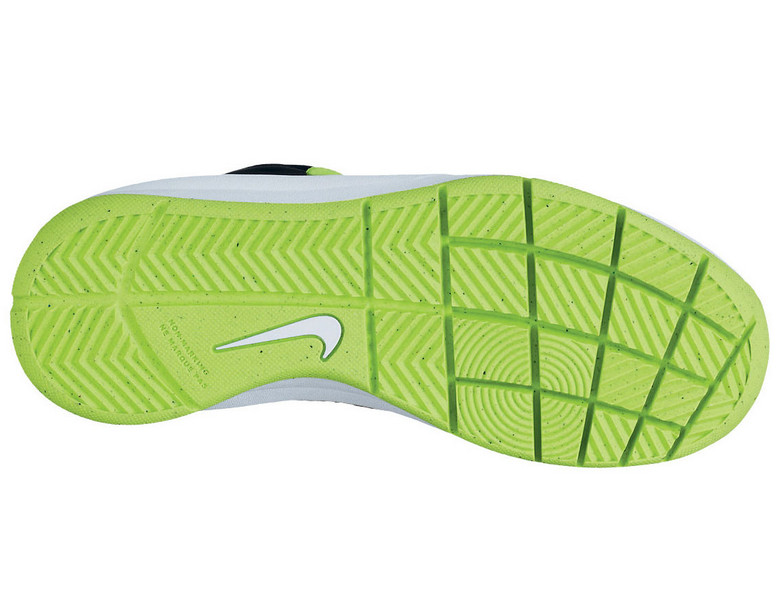 Купить Детские баскетбольные кроссовки Nike Team Hustle D 6 (GS) | 599187-002 в Москве или заказать доставку на Slamdunk.su