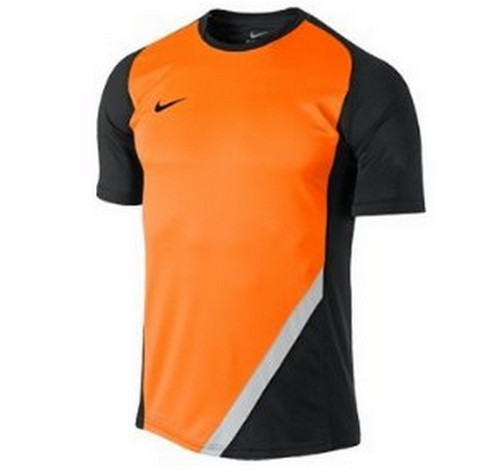 Купить Футболка детская Nike SS Training Top Junior  | 419340-800 в Москве или заказать доставку на Slamdunk.su