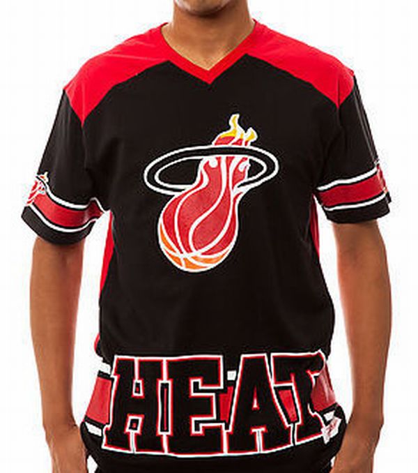 Купить Футболка Mitchell & Ness | Miami Heat 015 (чер) в Москве или заказать доставку на Slamdunk.su