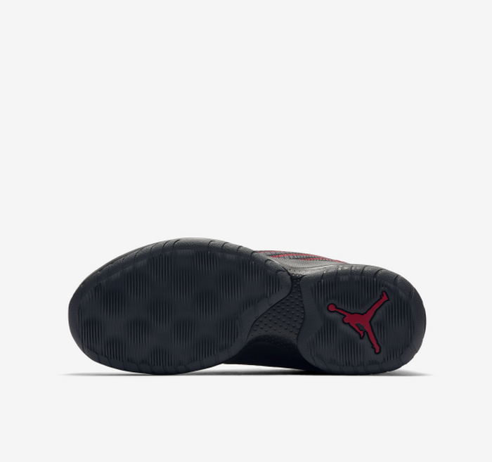 Купить Детские баскетбольные кроссовки Jordan B. Fly (GS) | 881446-005 в Москве или заказать доставку на Slamdunk.su