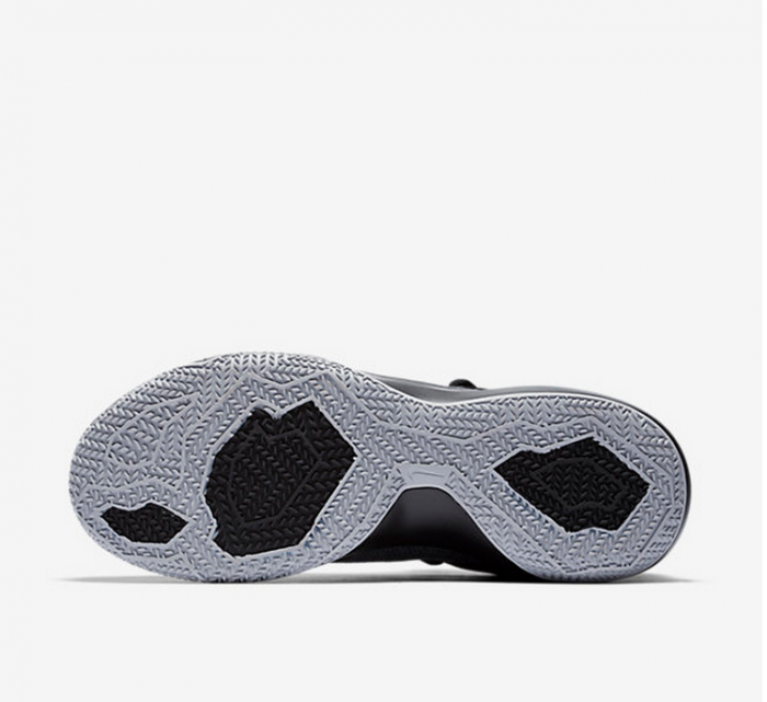 Купить Баскетбольные кроссовки Nike Zoom Shift | 897653-002 в Москве или заказать доставку на Slamdunk.su