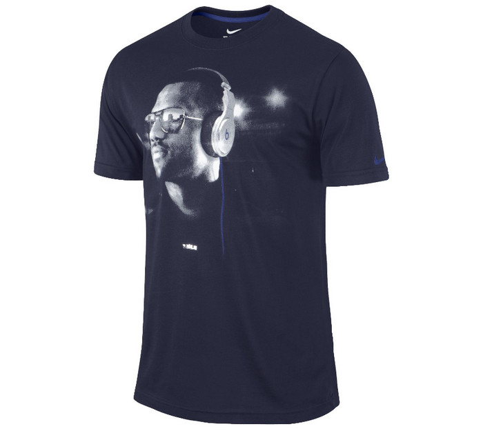 Купить Футболка Nike LEBRON BEAT BY DRE STUDIO TEE | 533485-458 в Москве или заказать доставку на Slamdunk.su