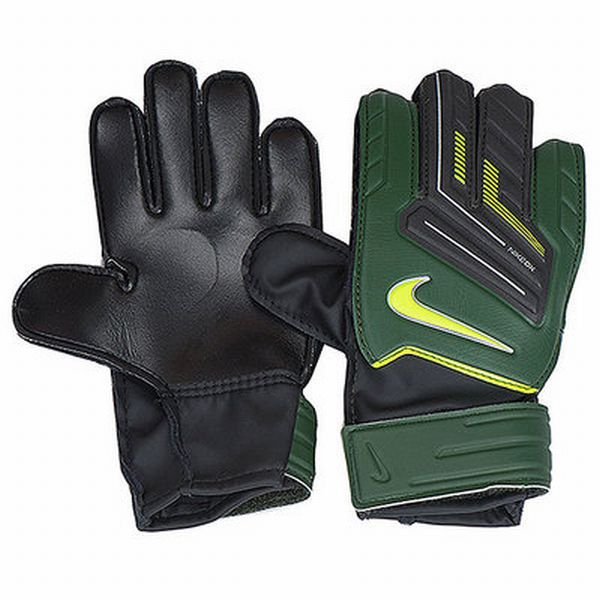 Купить Детские вратарские перчатки Nike GK Match | GS0259-037 в Москве или заказать доставку на Slamdunk.su