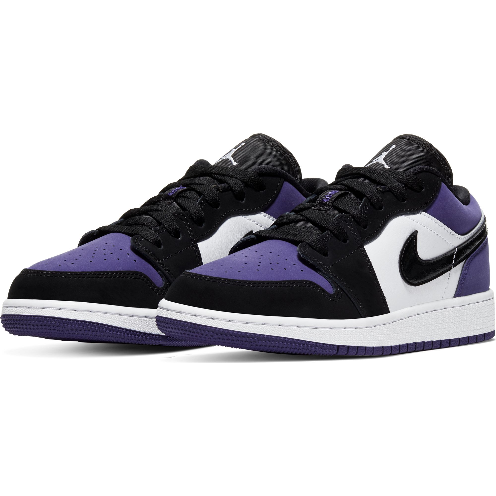 Купить Кроссовки Air Jordan 1 Low (GS) Shoe | 553560-125 в Москве или заказать доставку на Slamdunk.su