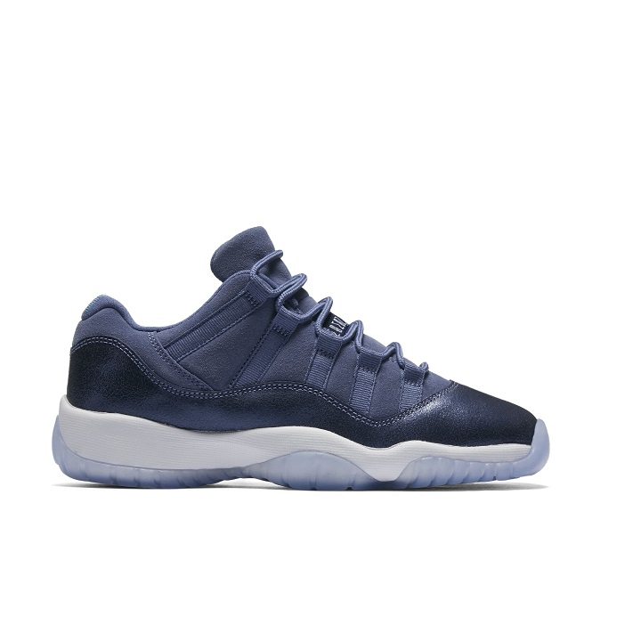 Купить Детские кроссовки Air Jordan 11 Retro Low GG | 580521-408 в Москве или заказать доставку на Slamdunk.su