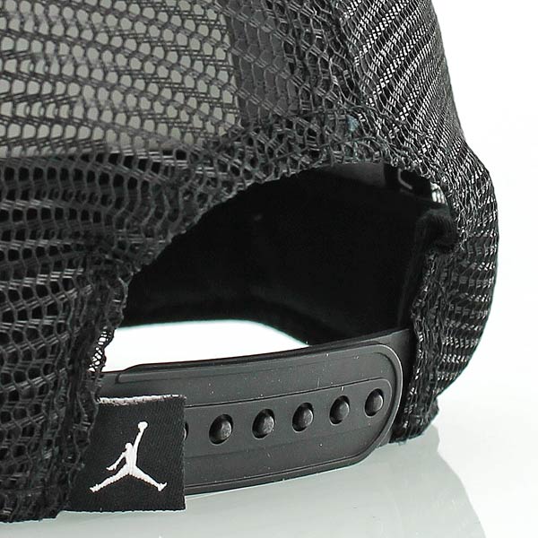 Купить Кепка Jordan Jumpman Air Trucker | 589014-012 в Москве или заказать доставку на Slamdunk.su
