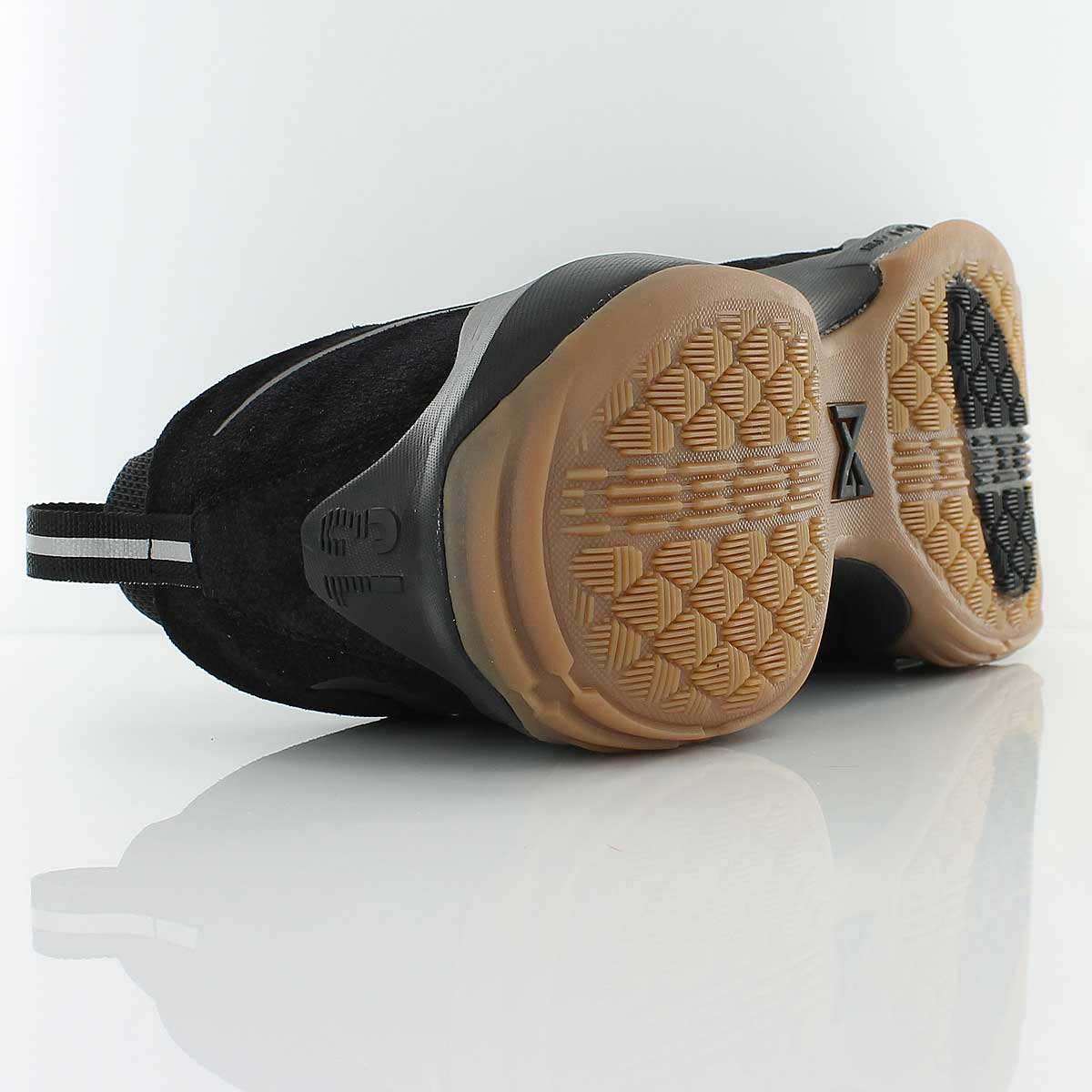 pg black gum