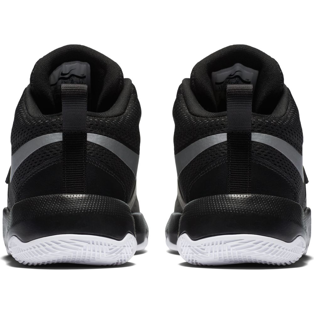 Купить Детские баскетбольные кроссовки Nike Team Hustle D 8 (GS) | 881941-001 в Москве или заказать доставку на Slamdunk.su