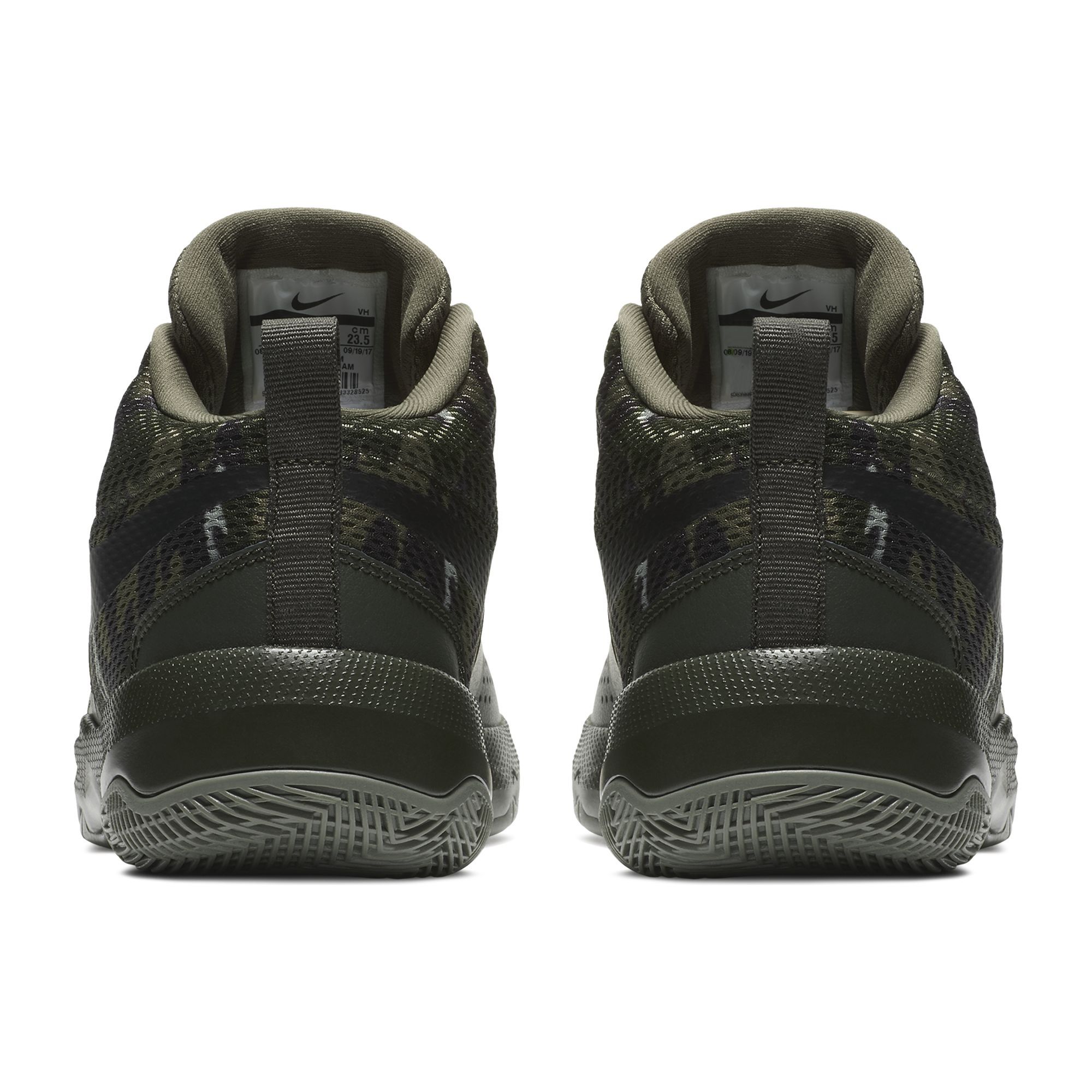 Купить Детские баскетбольные кроссовки Nike Team Hustle D 8 (GS) | 881941-301 в Москве или заказать доставку на Slamdunk.su
