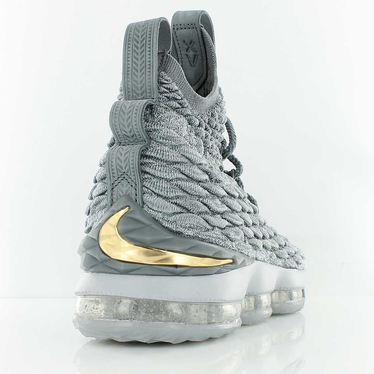Купить Баскетбольные кроссовки Nike Lebron XV | 897648-005 в Москве или заказать доставку на Slamdunk.su