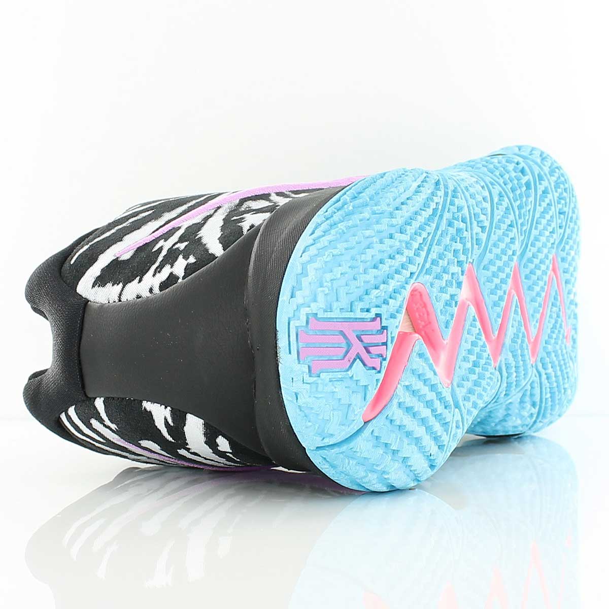 Купить Баскетбольные кроссовки Nike Kyrie 4 AS | AQ8623-001 в Москве или заказать доставку на Slamdunk.su