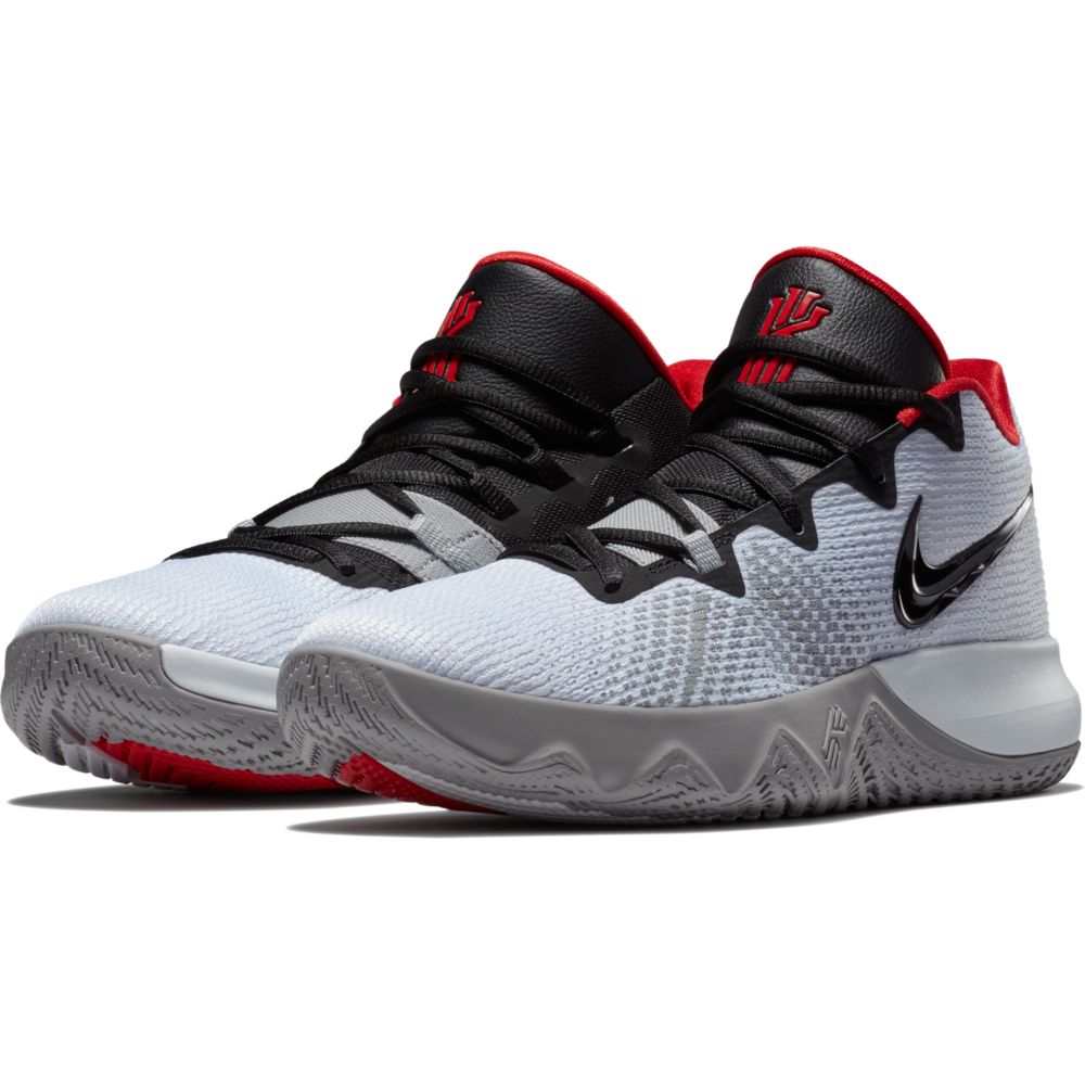 Kyrie flytrap white black on sale