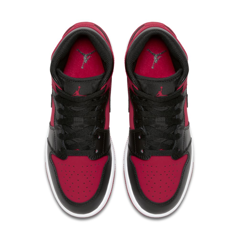 Купить Кроссовки Air Jordan 1 Mid "Bred" | 554724-610 в Москве или заказать доставку на Slamdunk.su