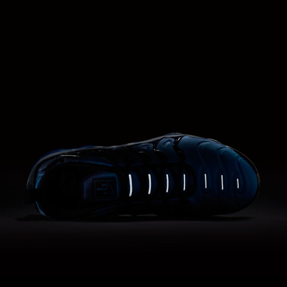 Купить Кроссовки Nike Air Vapormax Plus | 924453-401 в Москве или заказать доставку на Slamdunk.su