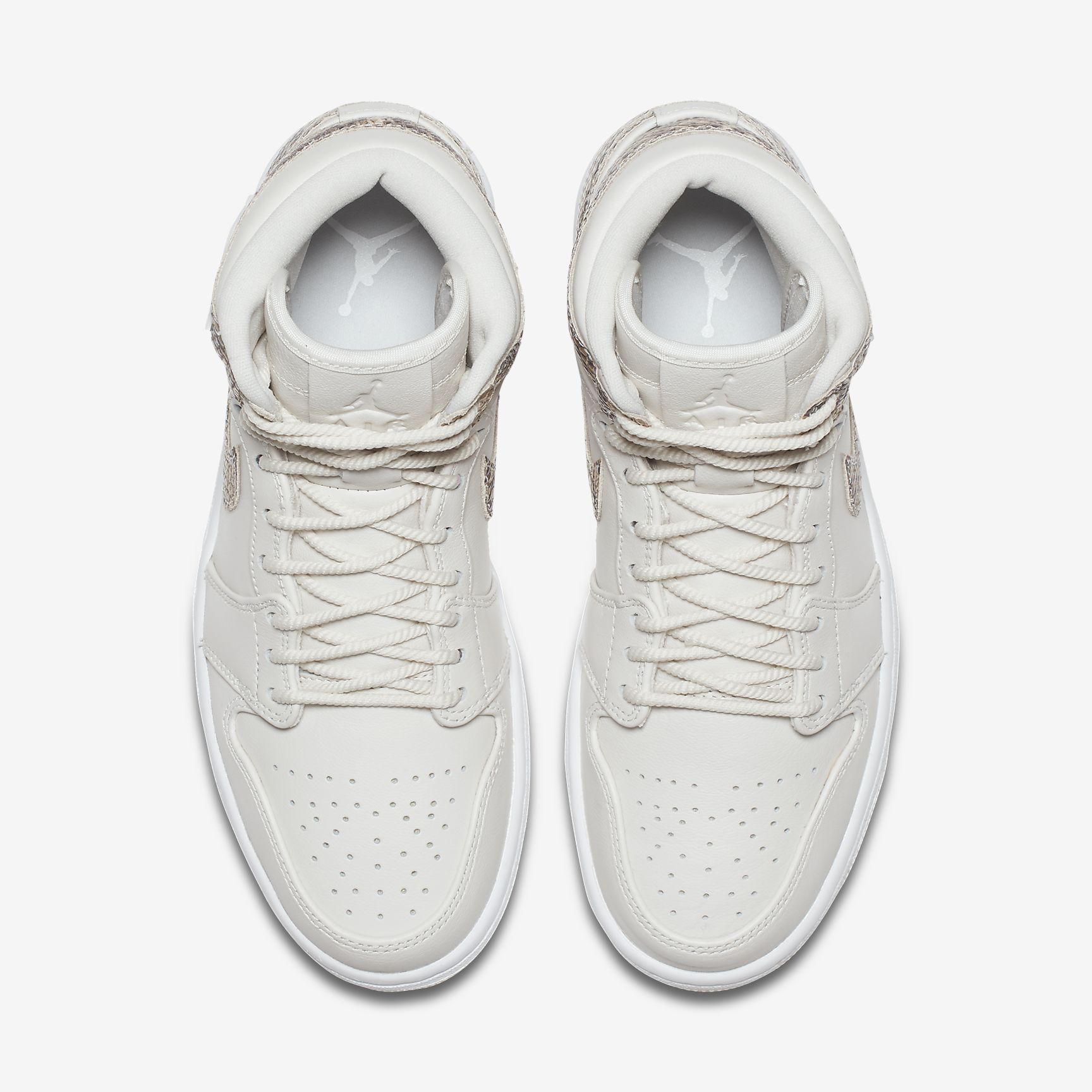 Купить Кроссовки Air Jordan 1 Retro High Premium | AH7389-004 в Москве или заказать доставку на Slamdunk.su