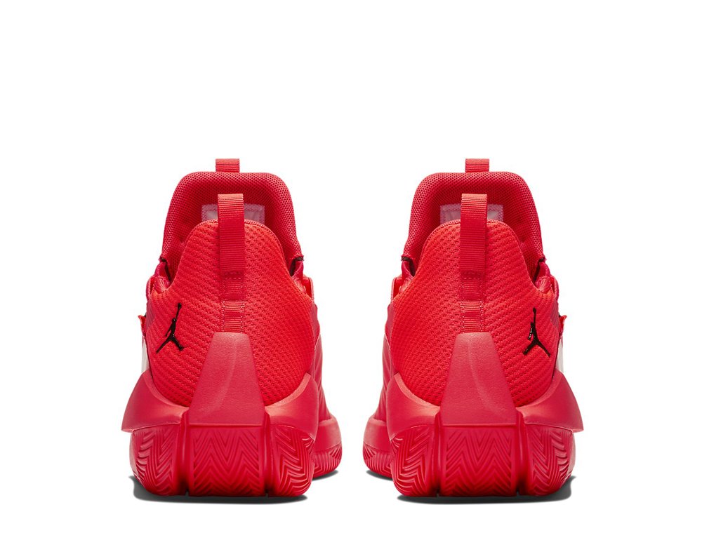 Купить Баскетбольные кроссовки Jordan Jumpman Hustle | AQ0397-600 в Москве или заказать доставку на Slamdunk.su