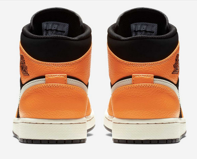 Купить Кроссовки Air Jordan 1 Mid | 554724-062 в Москве или заказать доставку на Slamdunk.su