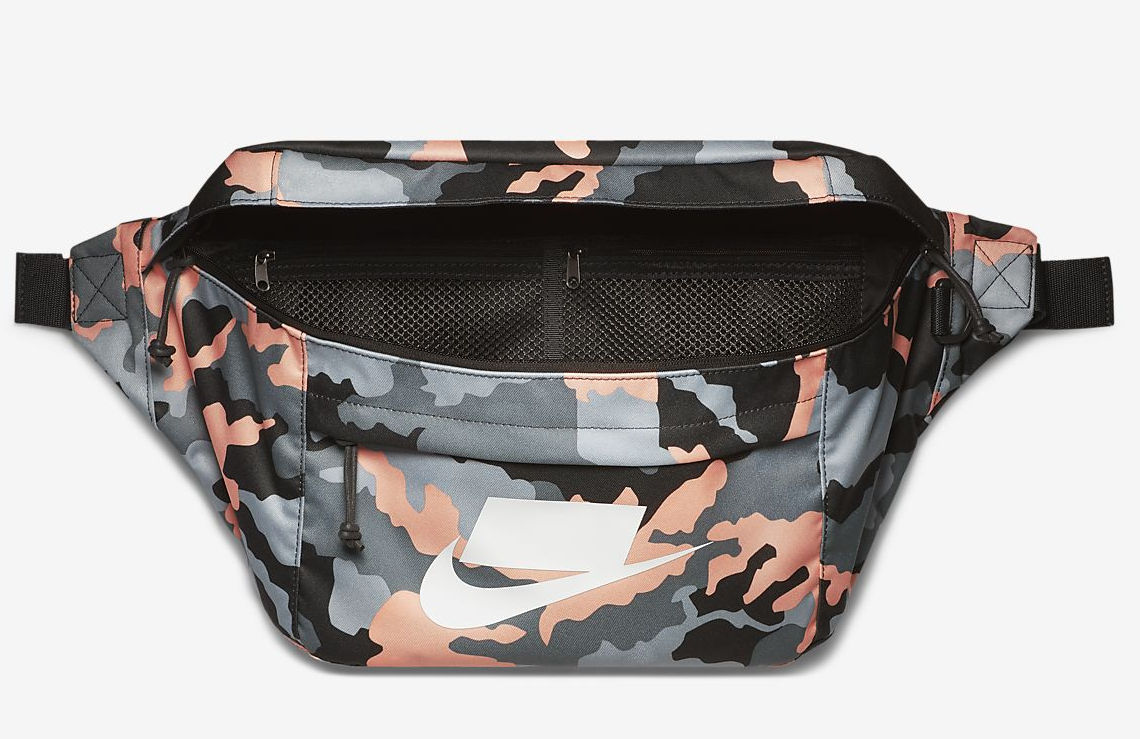 Nike Tech Pack Camo
