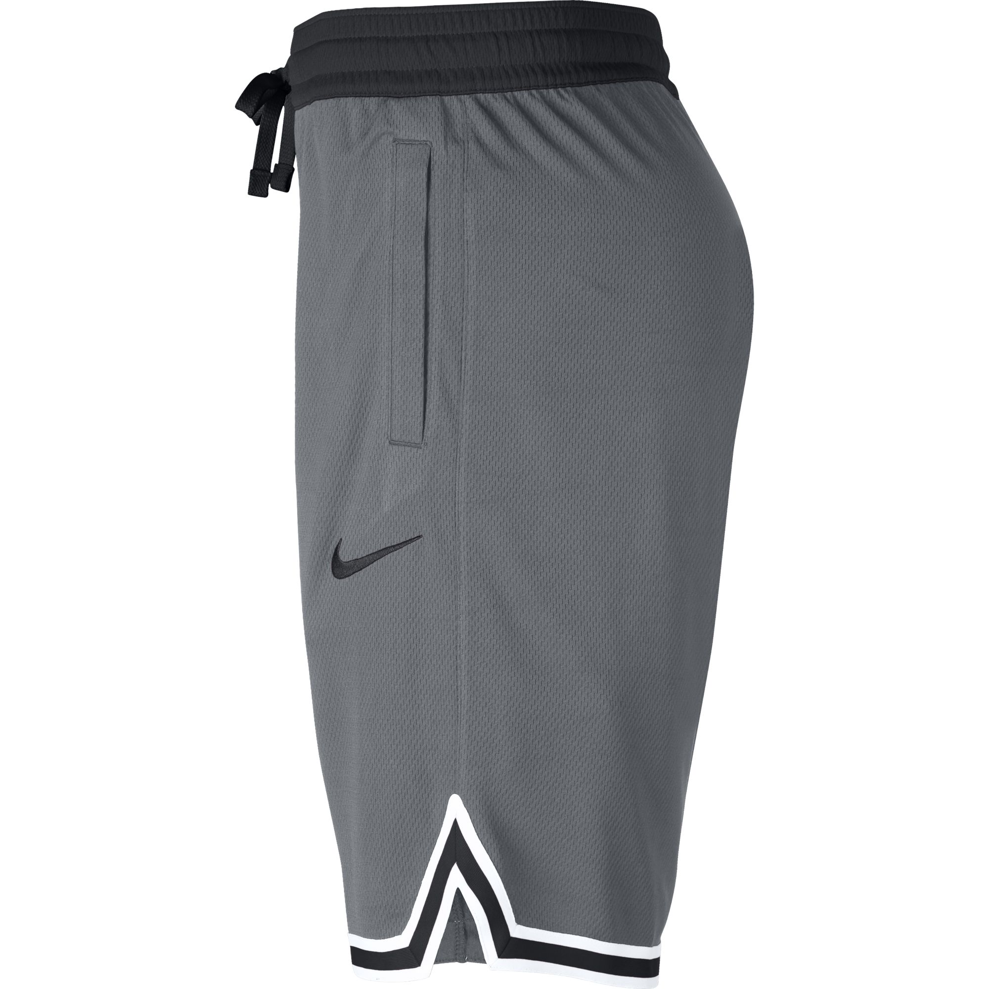 Баскетбольные шорты Nike DNA