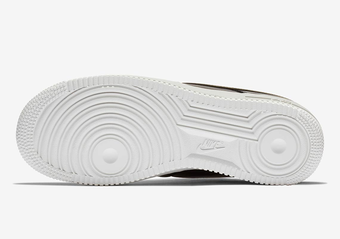 Купить Кроссовки Nike Air Force 1 ´07  | AR0642-002 в Москве или заказать доставку на Slamdunk.su