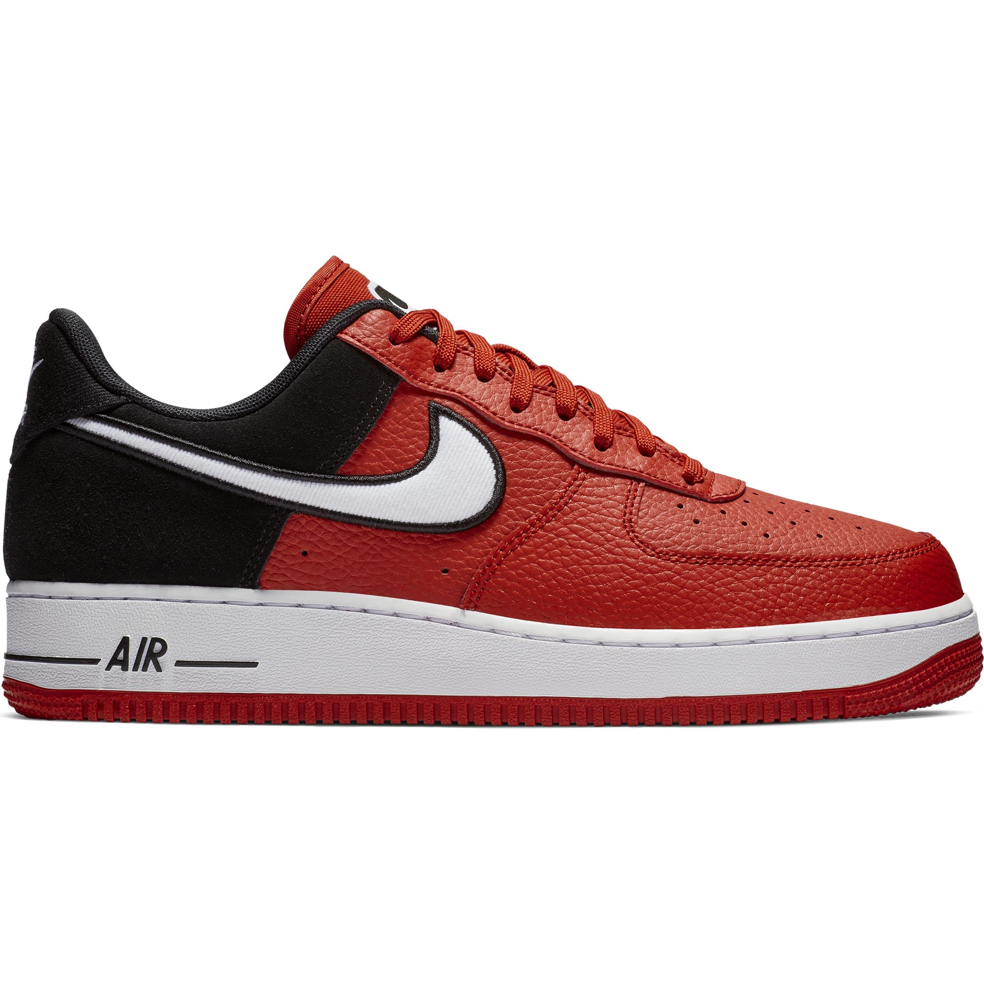 Кроссовки Nike Air Force 1 '07 LV8 1 - картинка