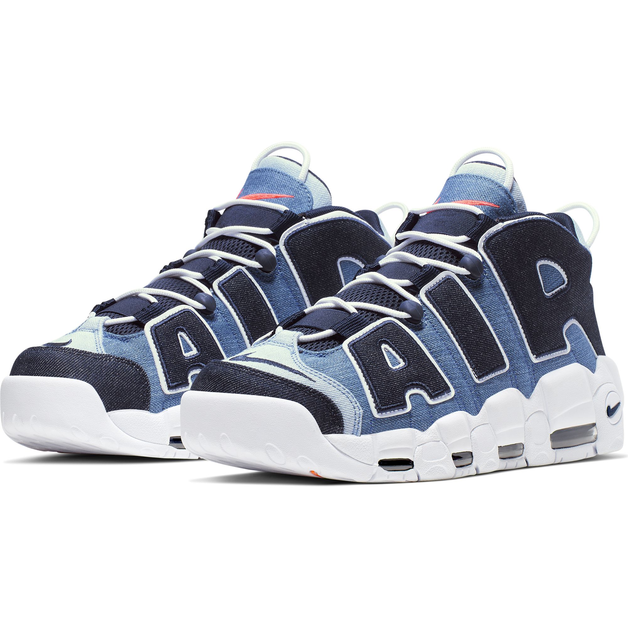 nike air more uptempo qs