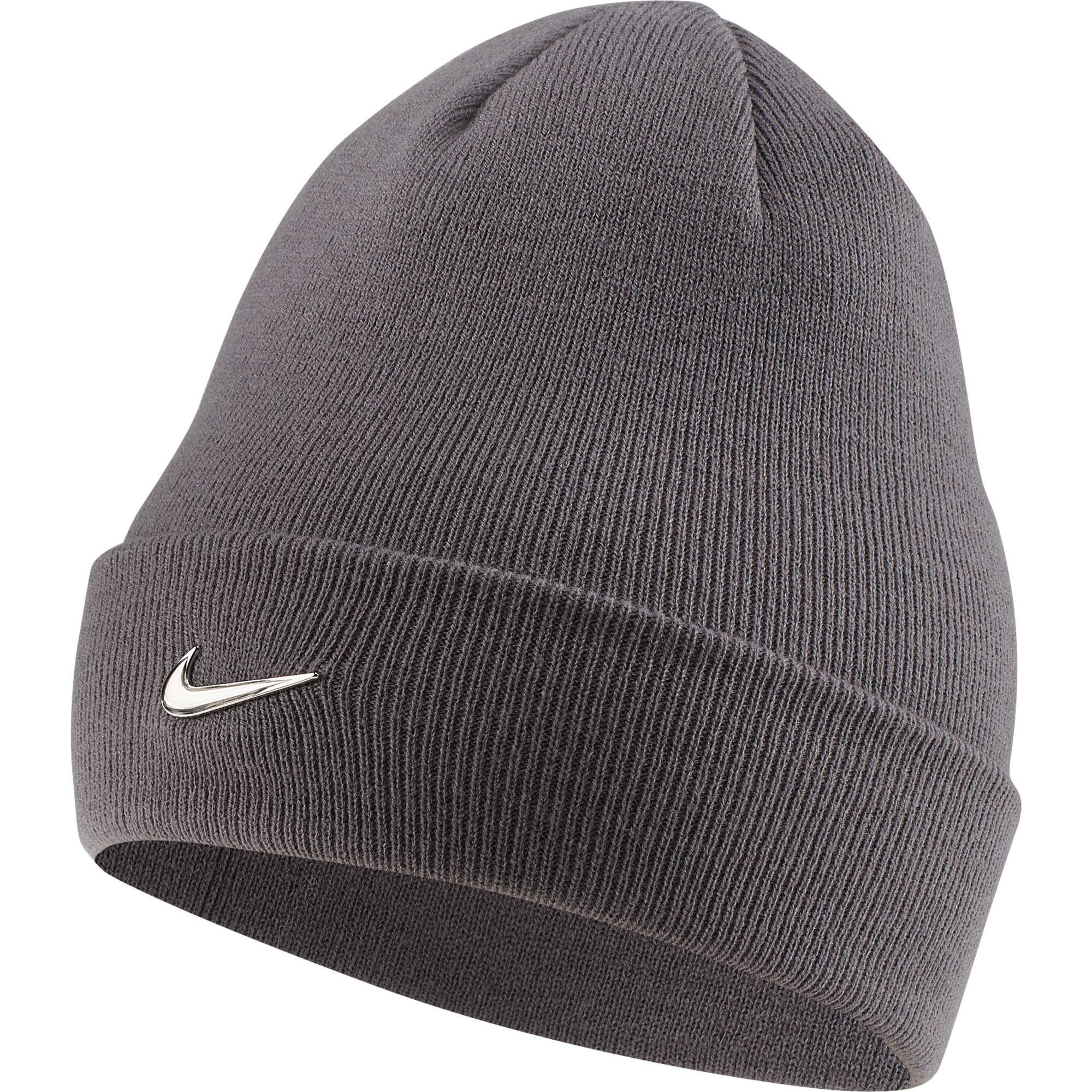 Шапка nike. Nike Metal Swoosh Beanie. Шапка Nike Beanie Metal Swoosh. Шапка Nike Metal Swoosh. Nike Beanie Metal Swoosh артикул.