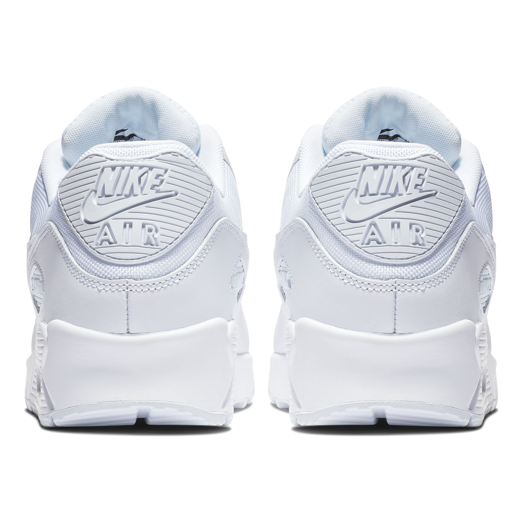 Купить Кроссовки Nike Air Max 90 Essential | 537384-111 в Москве или заказать доставку на Slamdunk.su
