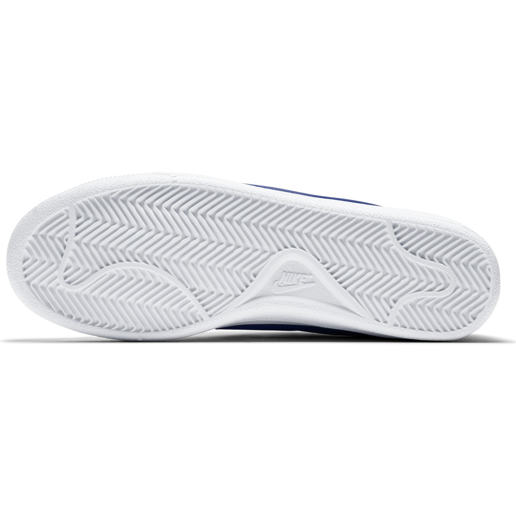 Купить Кроссовки Nike Court Royale | 749747-141 в Москве или заказать доставку на Slamdunk.su