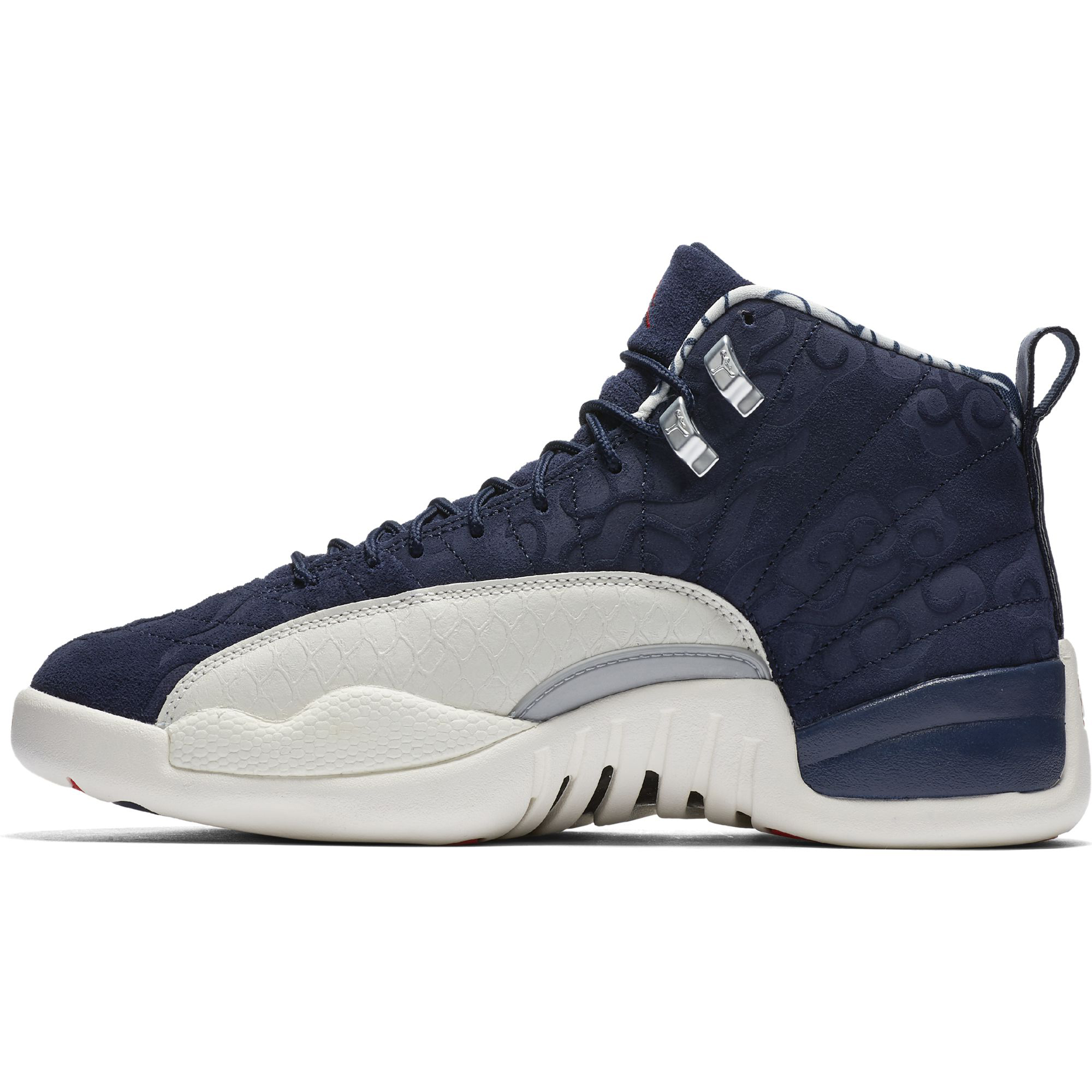 Купить Баскетбольные кроссовки Air Jordan 12 Retro Premium | BV8016-445 в Москве или заказать доставку на Slamdunk.su