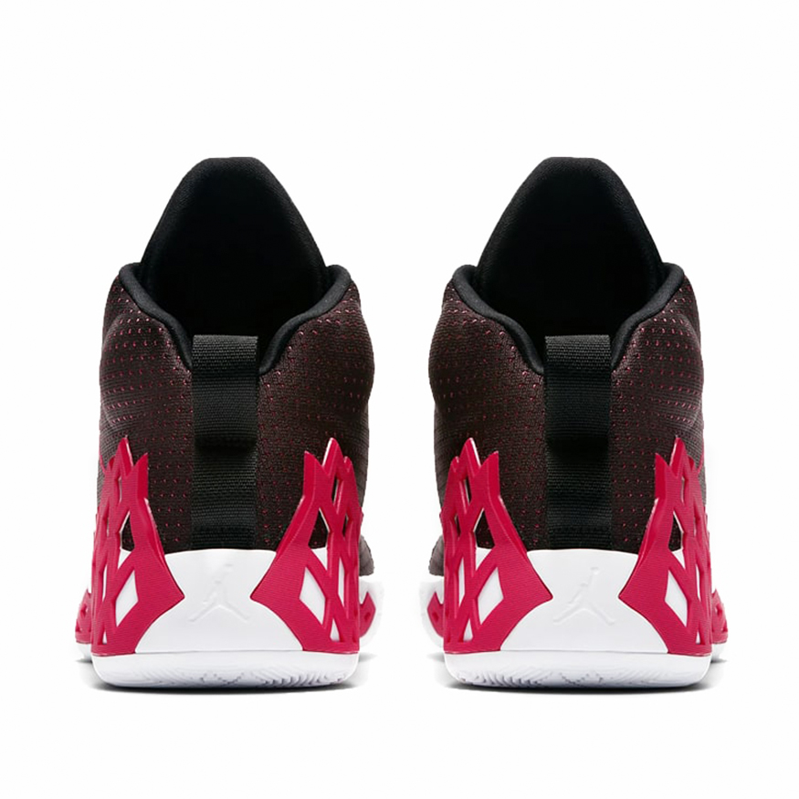 Купить Баскетбольные кроссовки Jordan Jumpman Diamond Mid | CI1204-006 в Москве или заказать доставку на Slamdunk.su