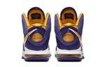 Баскетбольные кроссовки Nike LeBron VIII "Lakers" - картинка