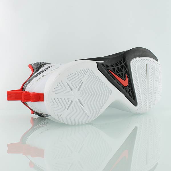 Купить Баскетбольные кроссовки Nike Zoom Hyperfuse 2013 | 615896-100 в Москве или заказать доставку на Slamdunk.su