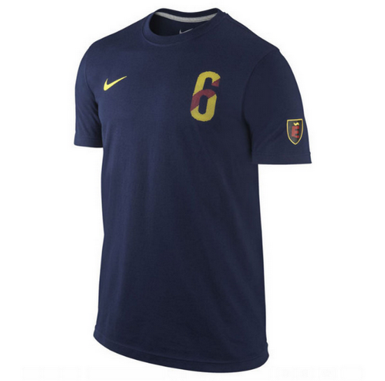 Футболка Nike Spain Hero Iniesta T-Shirt Men`s - картинка