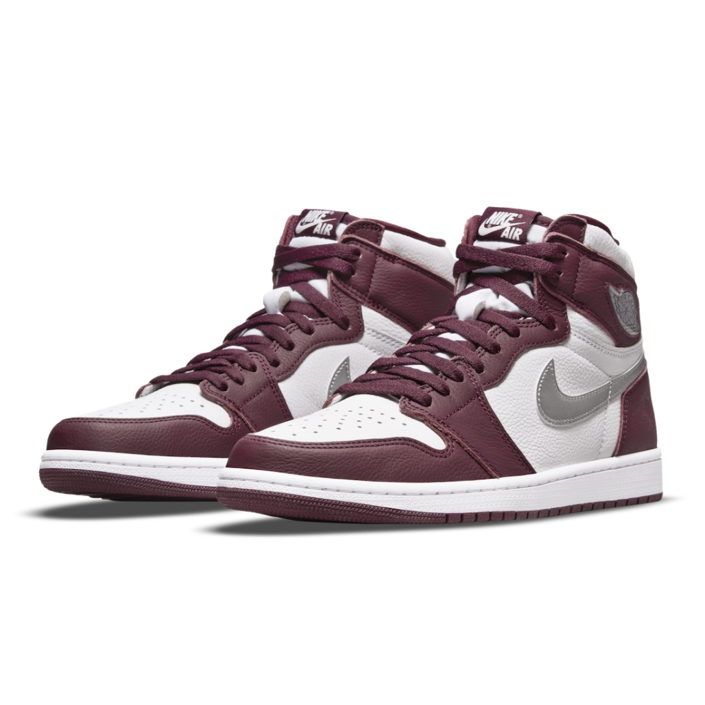 Купить Кроссовки Air Jordan 1 Retro High OG | 555088-611 в Москве или заказать доставку на Slamdunk.su