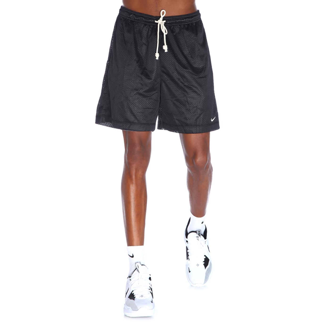 Nike shorts standard fit hotsell