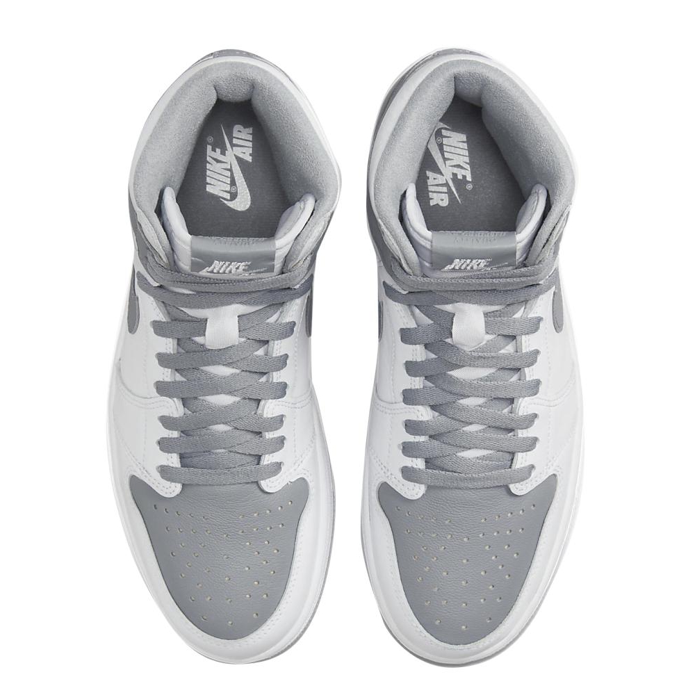 Купить Кроссовки Air Jordan 1 Retro High OG | 555088-037 в Москве или заказать доставку на Slamdunk.su