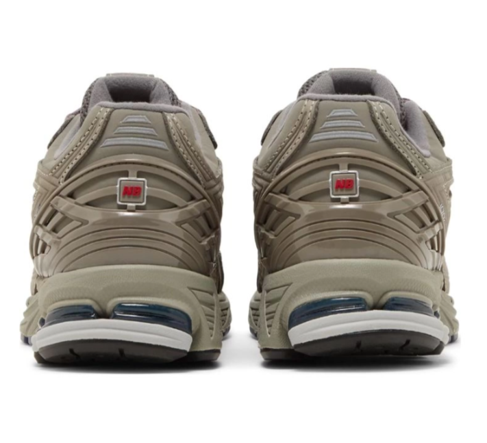 Купить Кроссовки New Balance 1906R | M1906RB в Москве или заказать доставку на Slamdunk.su