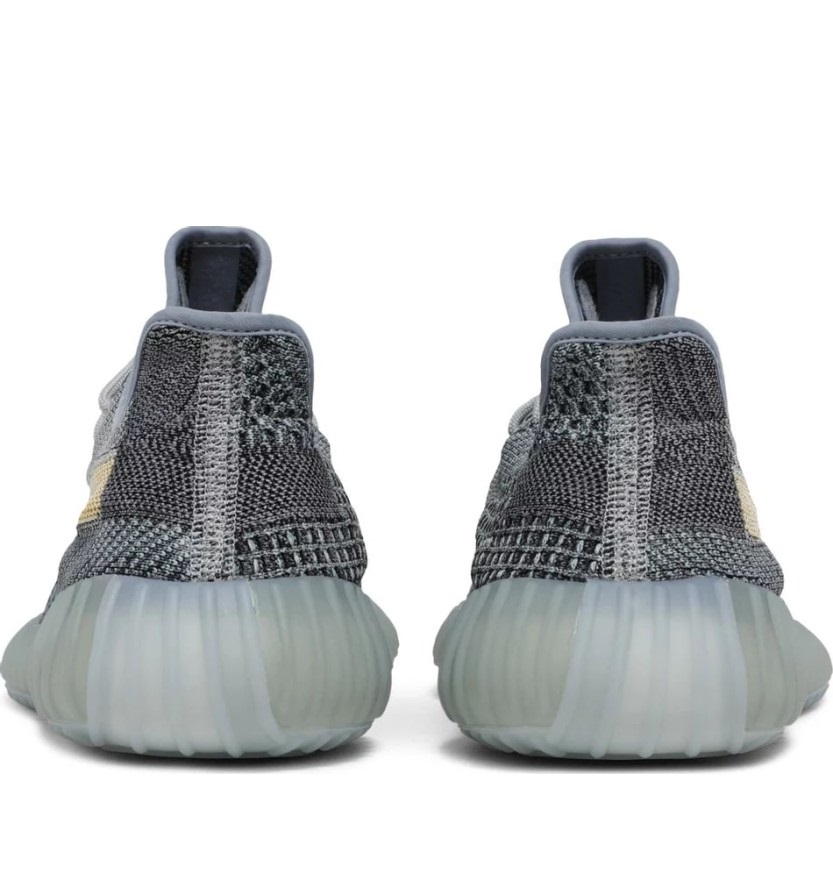 Купить Кроссовки Adidas Yeezy Boost 350 V2 Ash Blue | GY7657 в Москве или заказать доставку на Slamdunk.su