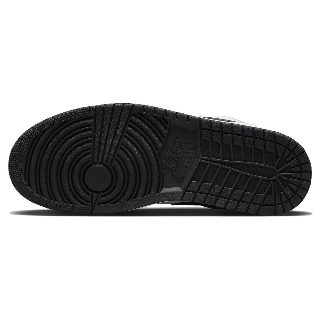 Купить Кроссовки Air Jordan 1 Low SE "Flight Club" | DX4334-008 в Москве или заказать доставку на Slamdunk.su