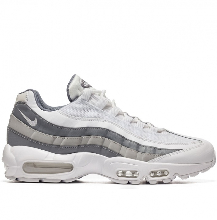 Купить Кроссовки Nike Air Max 95 Essential | 749766-102 в Москве или заказать доставку на Slamdunk.su