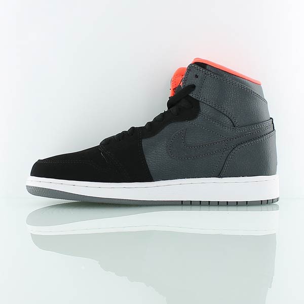 Купить Детские кроссовки Jordan 1 Retro High BG | 705300-016 в Москве или заказать доставку на Slamdunk.su