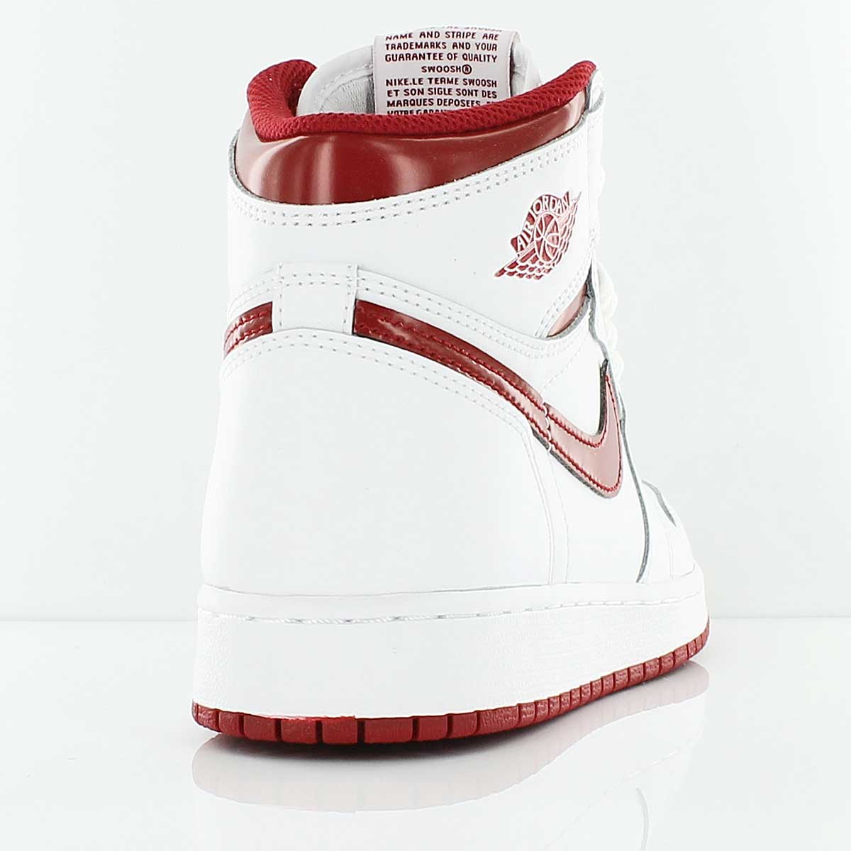 Купить Кроссовки Air Jordan 1 Retro High OG (BG) | 575441-103 в Москве или заказать доставку на Slamdunk.su