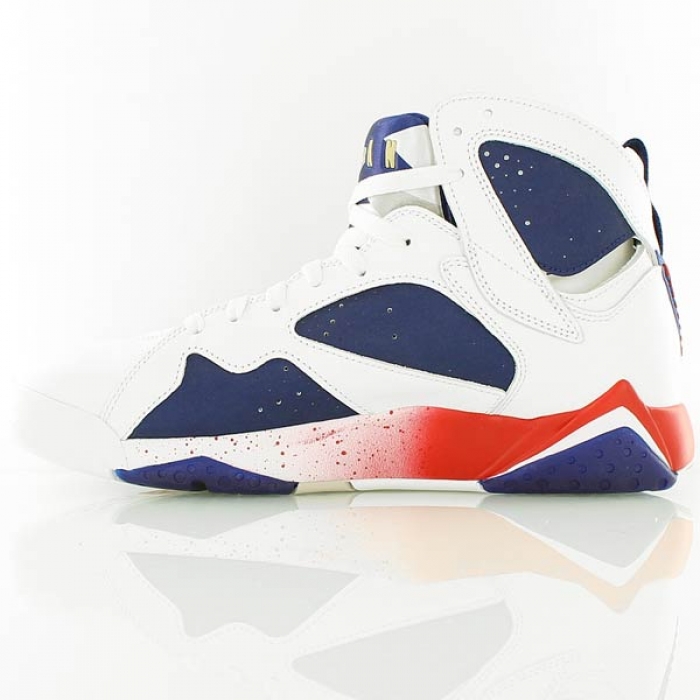 Купить Баскетбольные кроссовки Air Jordan 7 Retro  "ALTERNATE" | 304775-123 в Москве или заказать доставку на Slamdunk.su